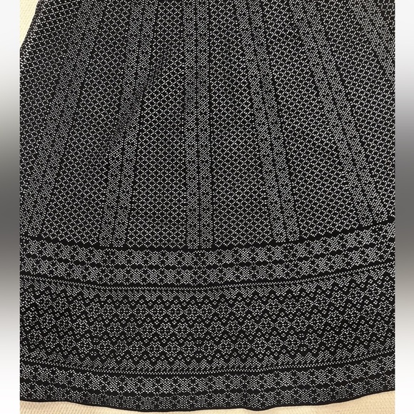 BCBG MAXAZRIA Bettina Dress Jacquard Black And White Patterned Size Small - Picture 3 of 5